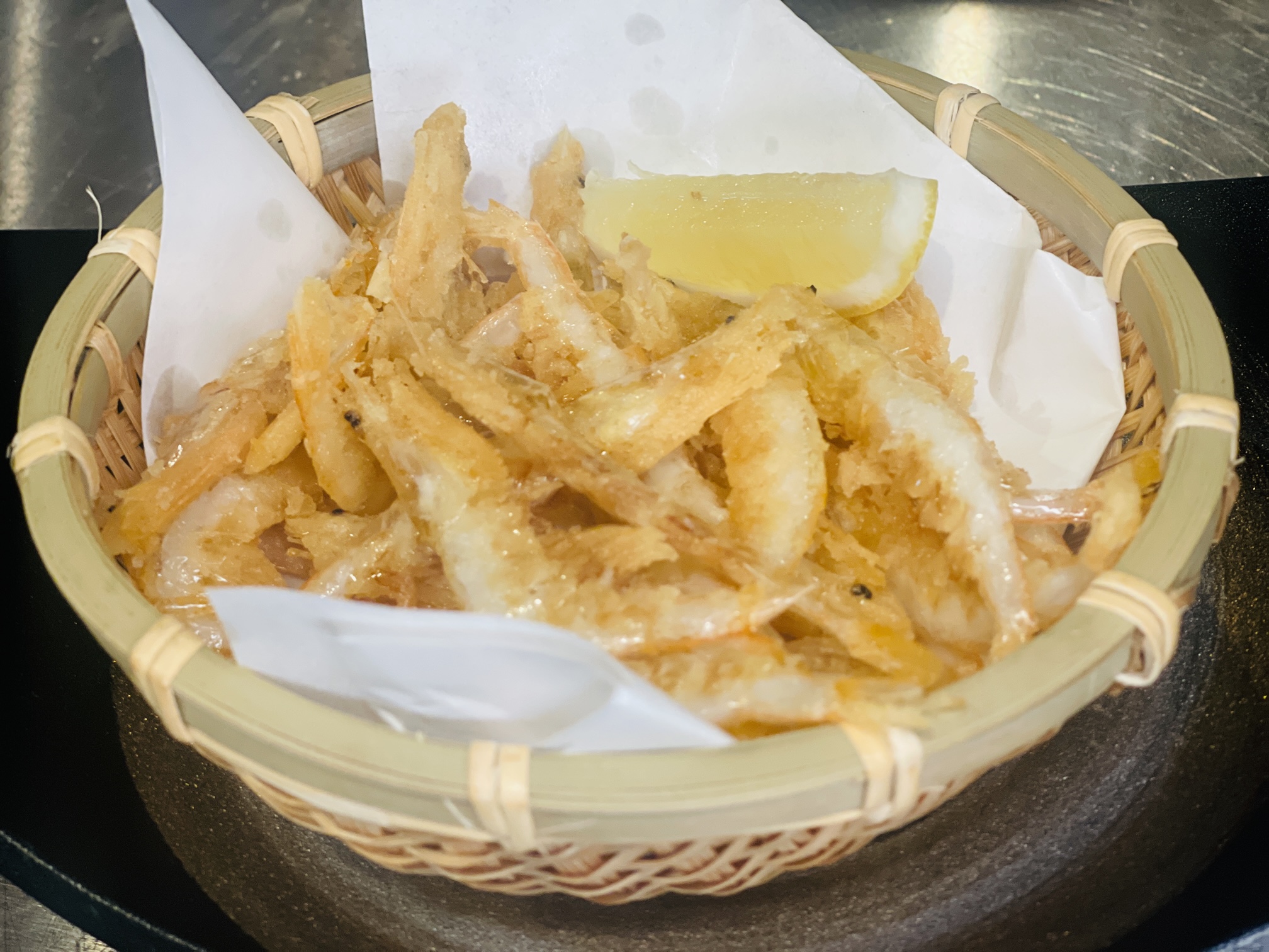 富山湾産白えびの唐揚げの料理写真