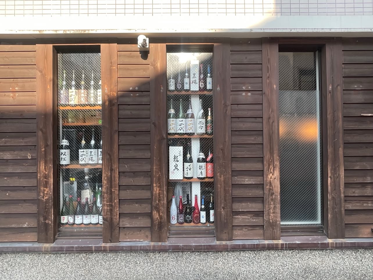 本日満席となっております
